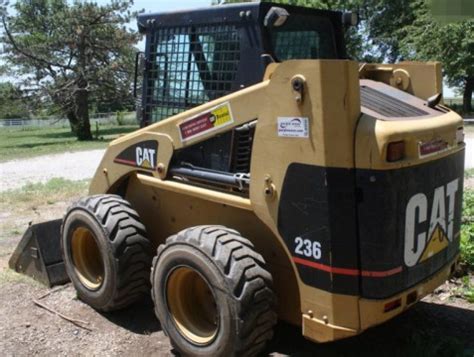 Caterpillar Cat 236 SKID STEER LOADER (Prefix 4YZ) Service 